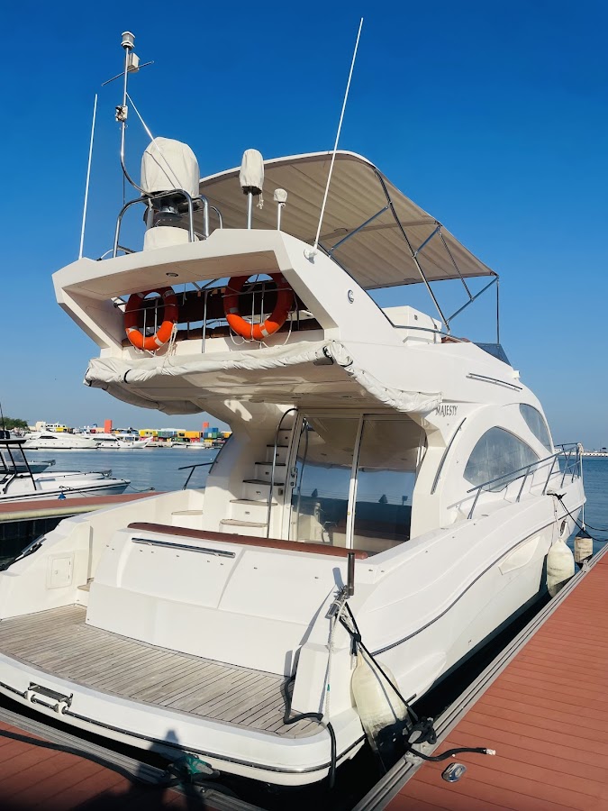 Rent Boat Doha