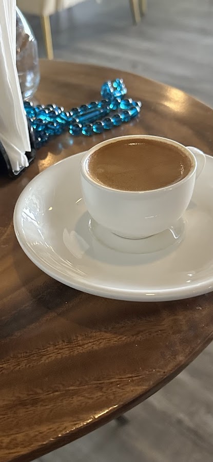average cafe