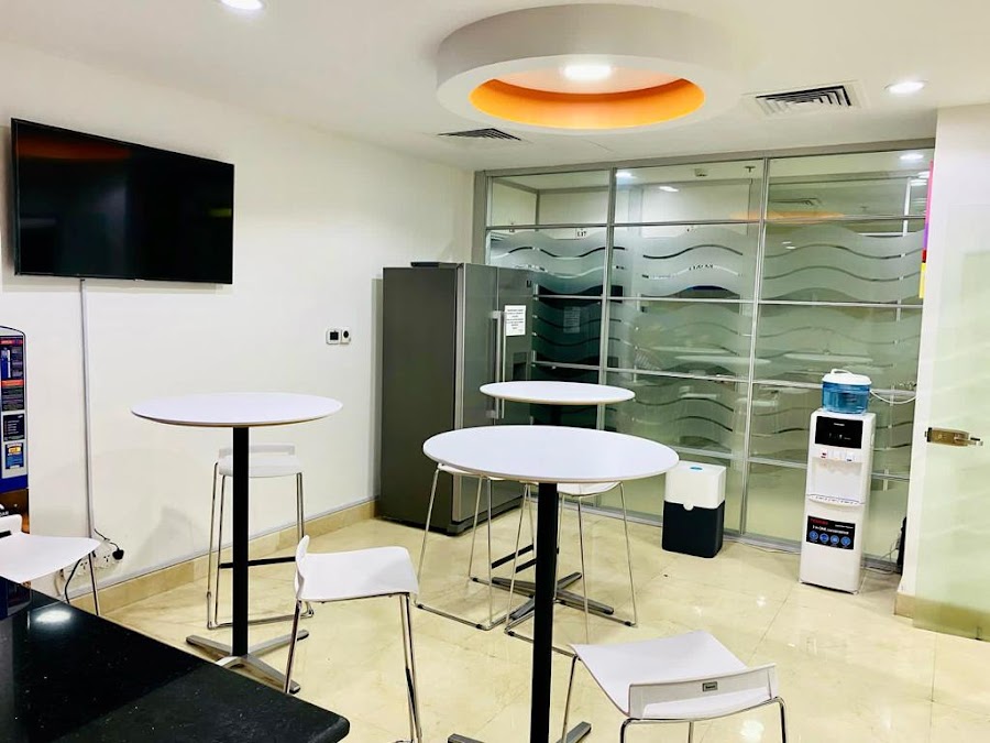 Wellcare Limousines- Car with Driver in Qatar