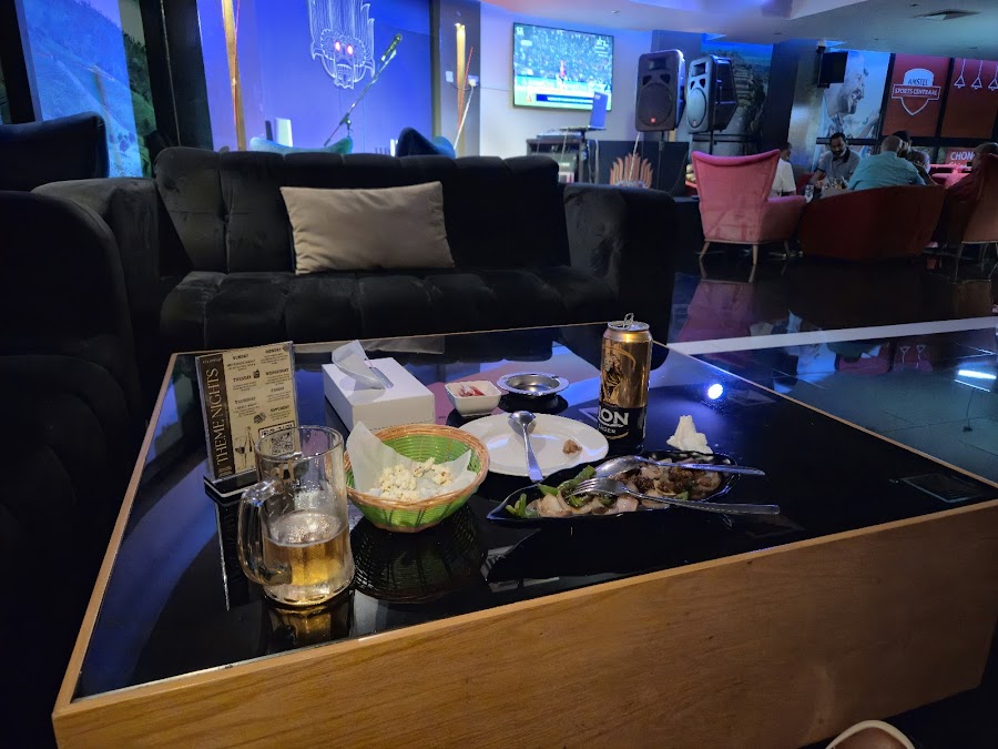 Machan Lanka - Restaurant & Bar