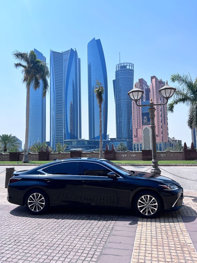 SAFARI LIMO LUXURY TRANSPORTATION — photo 4