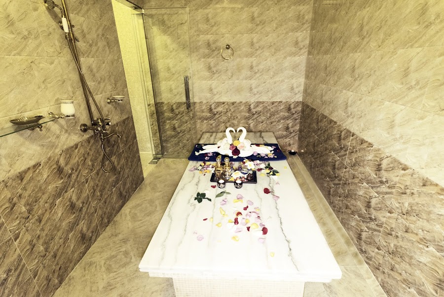 CRISTAL SPA - Ramada Downtown Hotel Abu Dhabi — photo 3