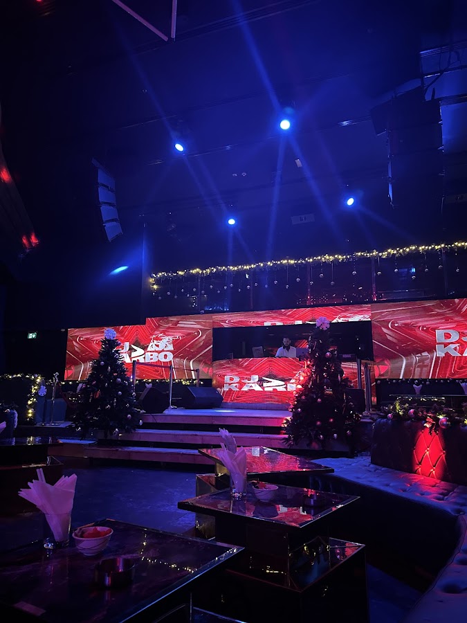 Les Etoiles Night Club اتوال كلوب — photo 5