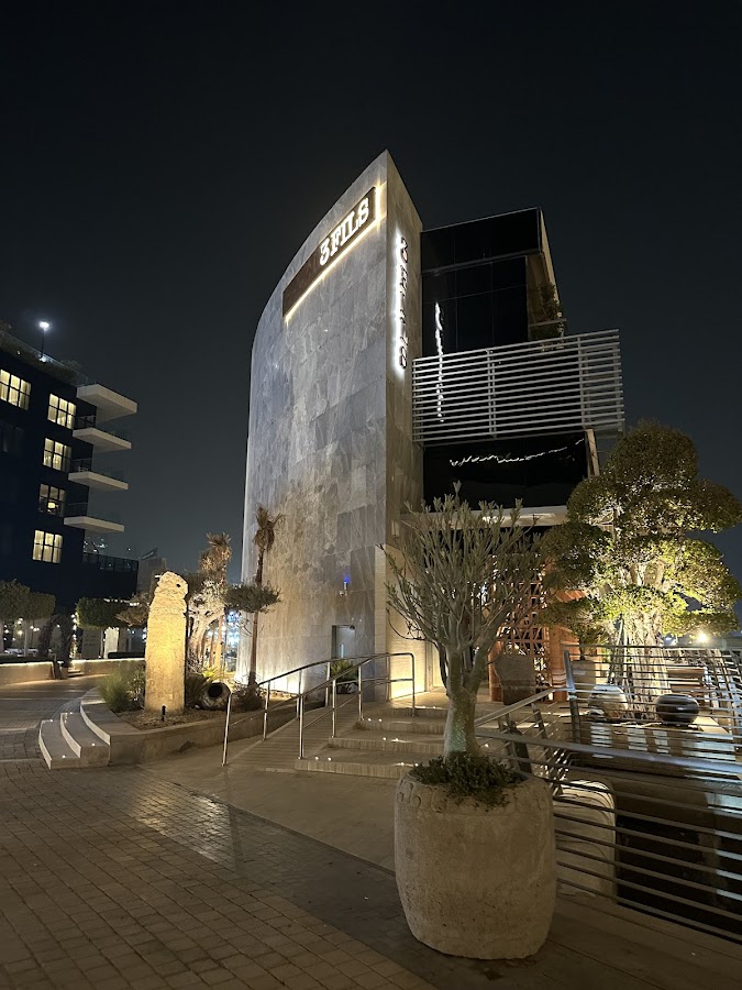 3Fils - Abu Dhabi — photo 3