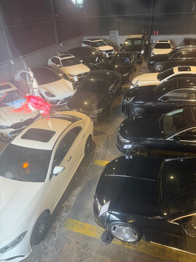 Luxury car rental by silverstone — photo 4