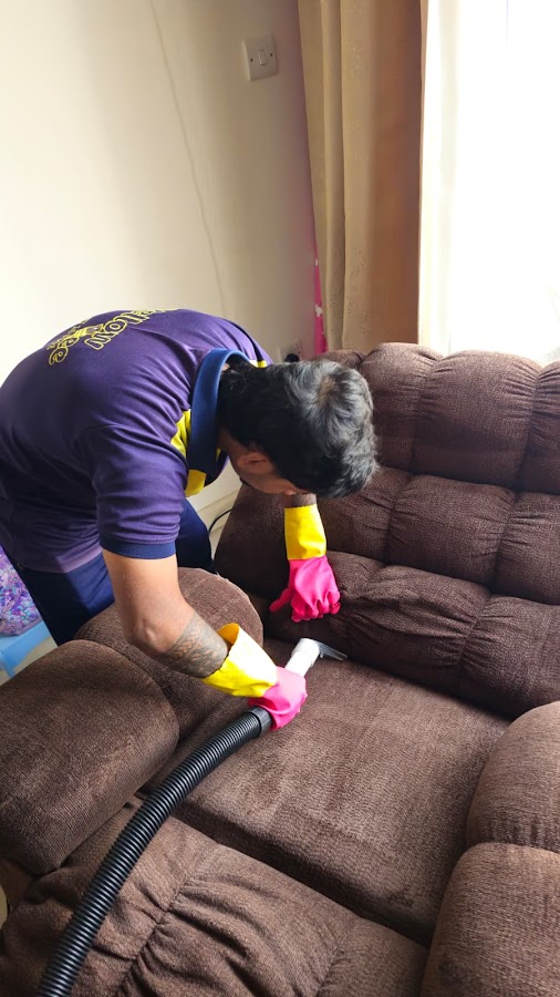 YELLOWBEE CLEANING SERVICES — photo 2