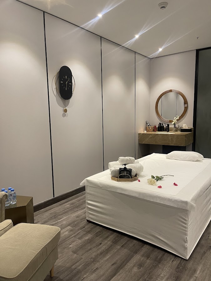 Aqua Spa Millennium Place Hotel Spa