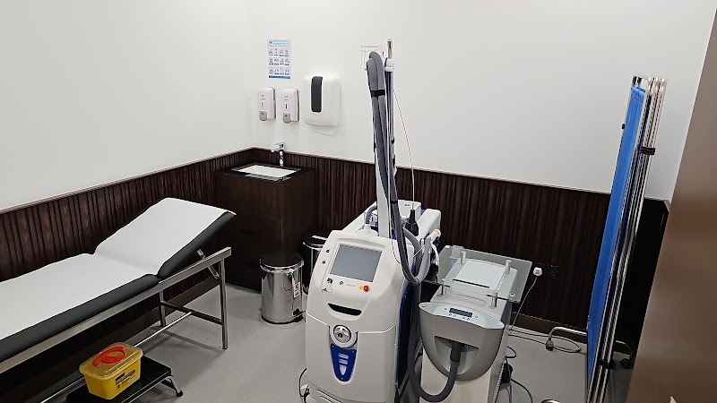 Glow Aesthetics Dermatology Clinic - Burjuman — photo 2