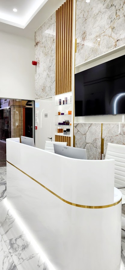 Royalty laser cosmetic center — photo 2