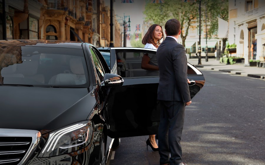 Gulf Luxury Cars - Chauffeur Service Dubai — photo 3