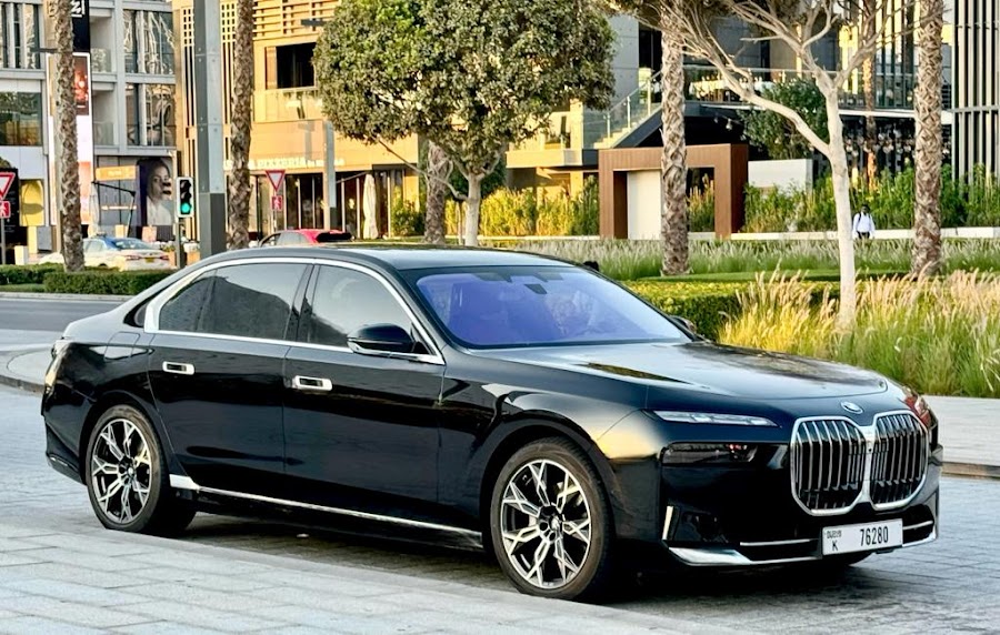 Wellcare Limousines- Car With Driver in Dubai, UAE — photo 5