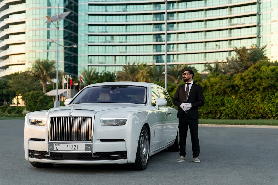 The Summit Limousine LLC