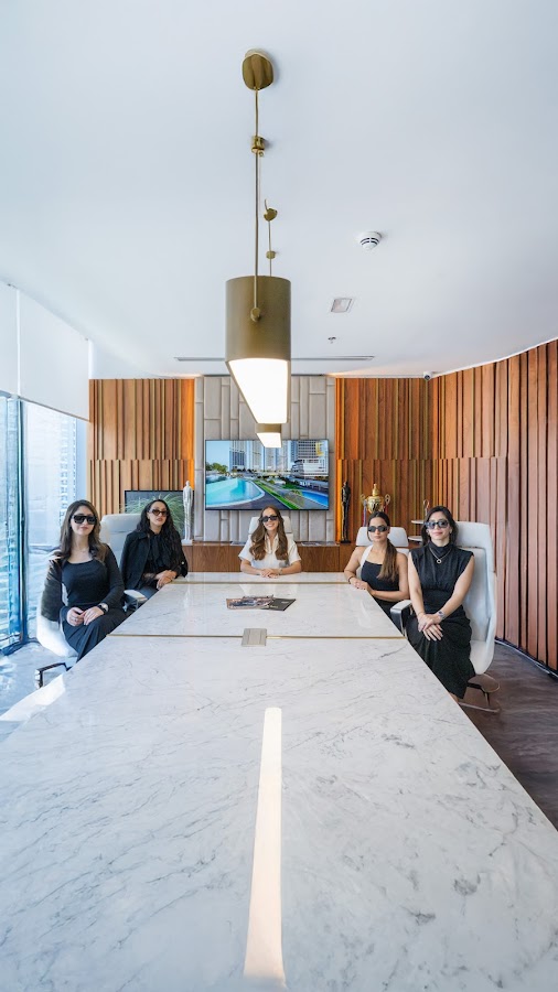 Luxury Concierge Real Estate Broker — photo 2