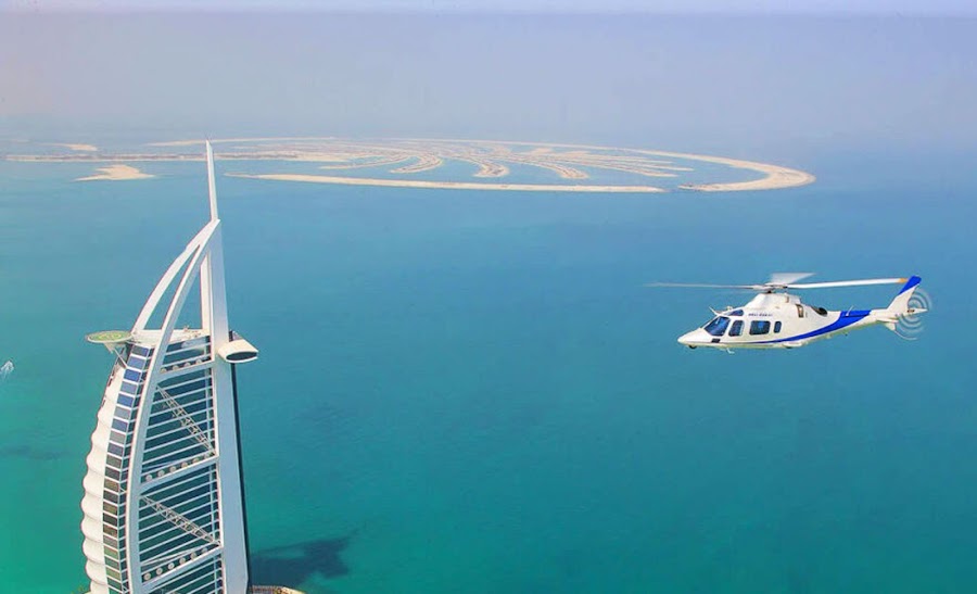 Helicopter Tour Dubai — photo 1
