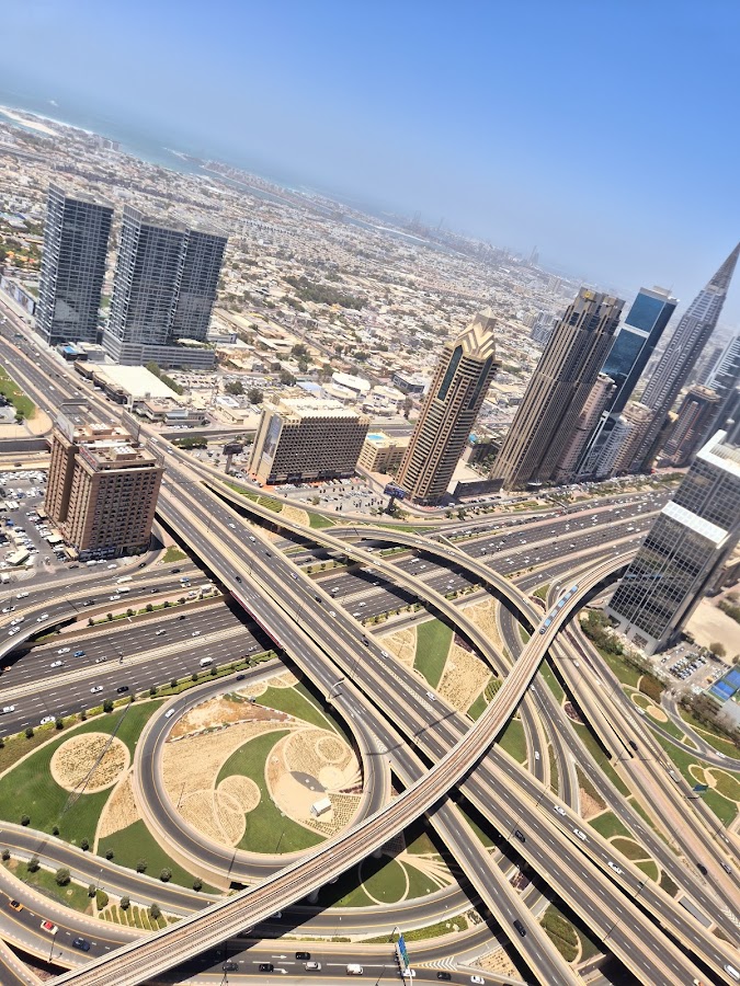 Helicopter Ride Dubai | Private Helicopter Transfers | Aircraft Charter — photo 2