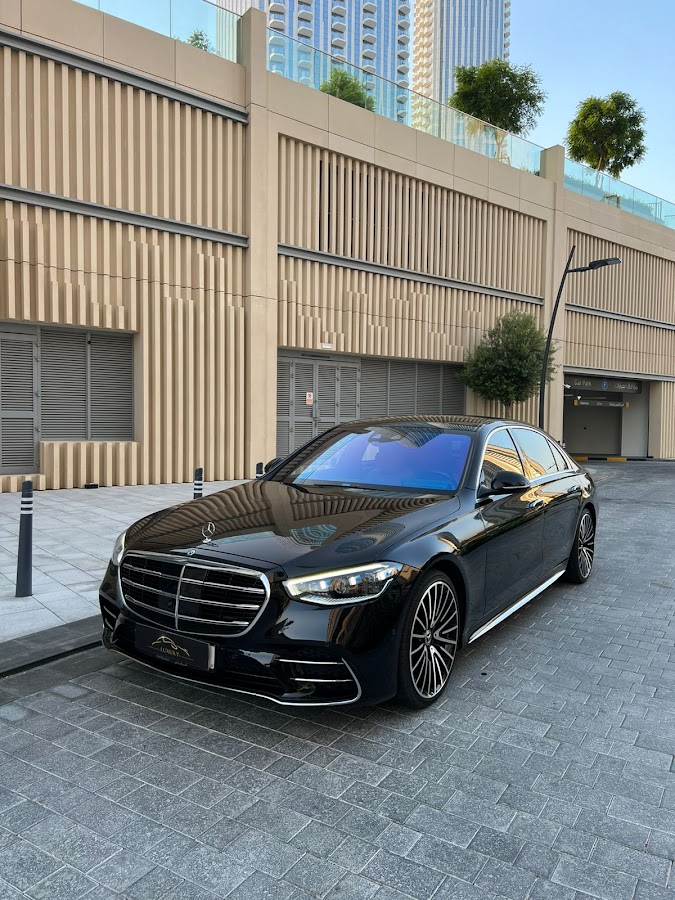 Luxury STS Rental Car — photo 4