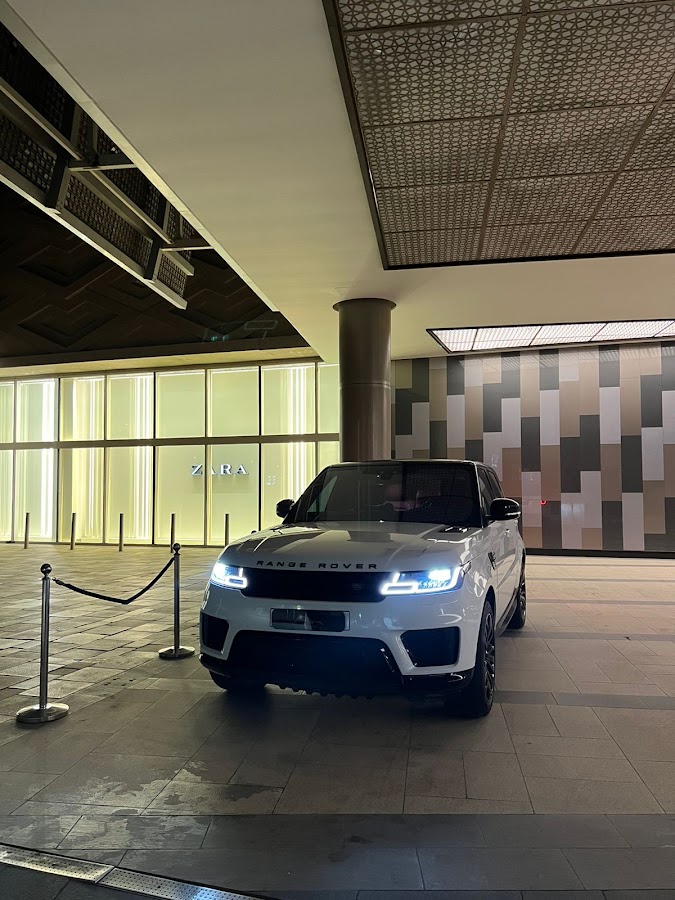 Luxury STS Rental Car — photo 5