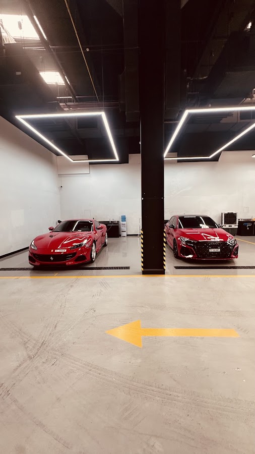 HORSE LUXURY CAR RENTAL DUBAÏ