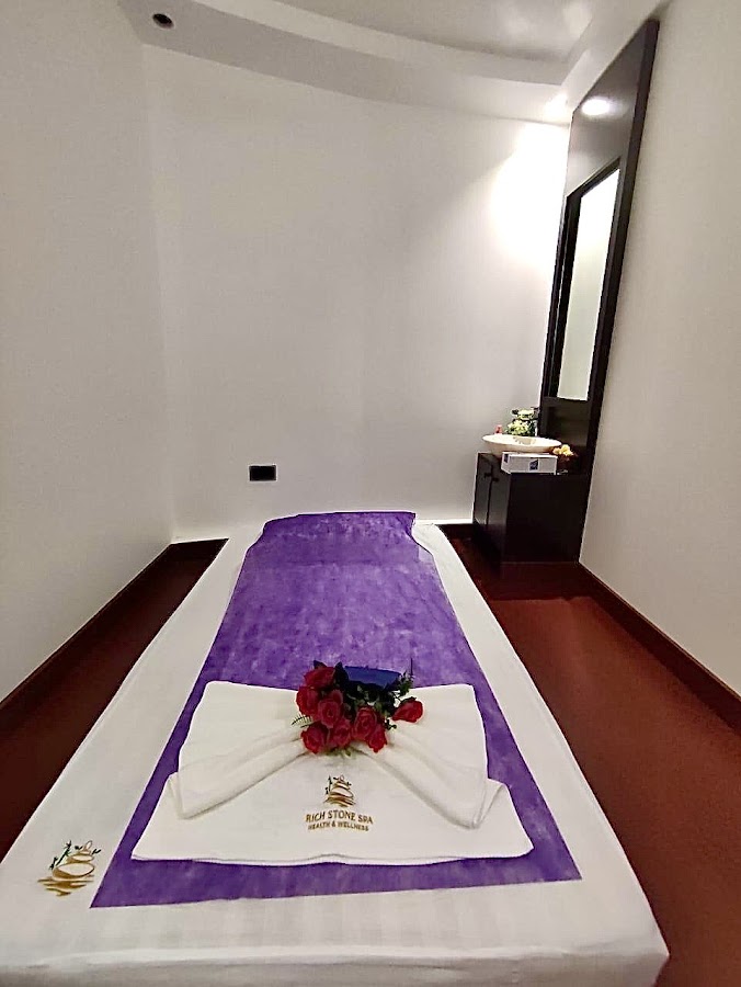Rich Stone Spa And Massage — photo 2