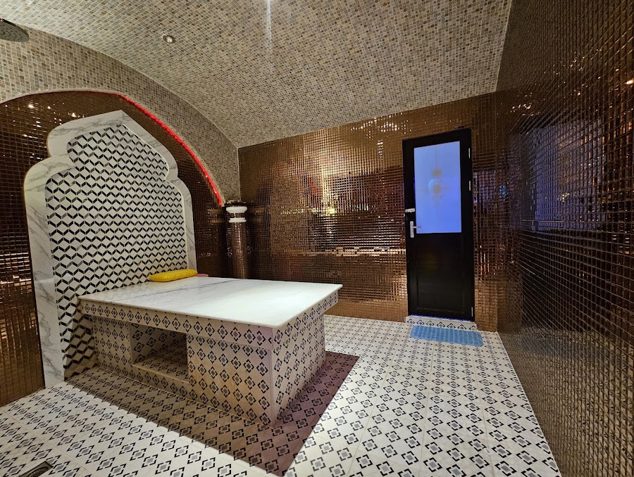 GOLDEN SEVEN SPA MASSAGE — photo 5