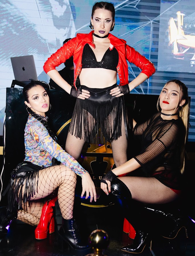 V Club — photo 4