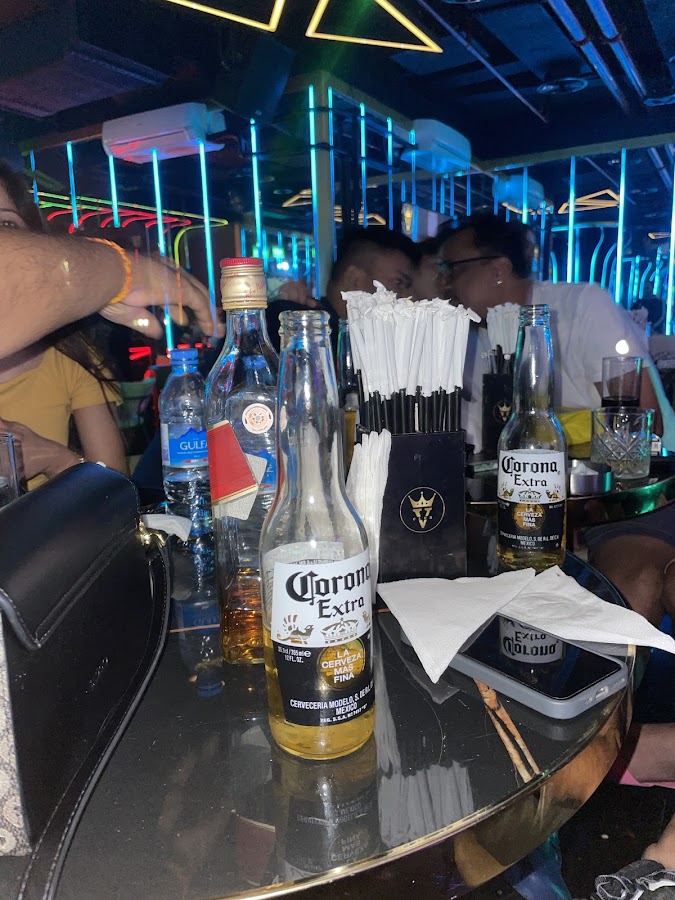 V Club — photo 5
