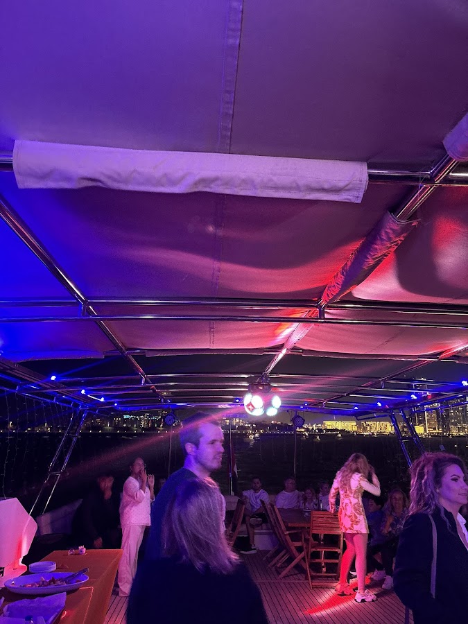 Centaurus Charter: Luxury Yacht Booking Dubai Marina — photo 5