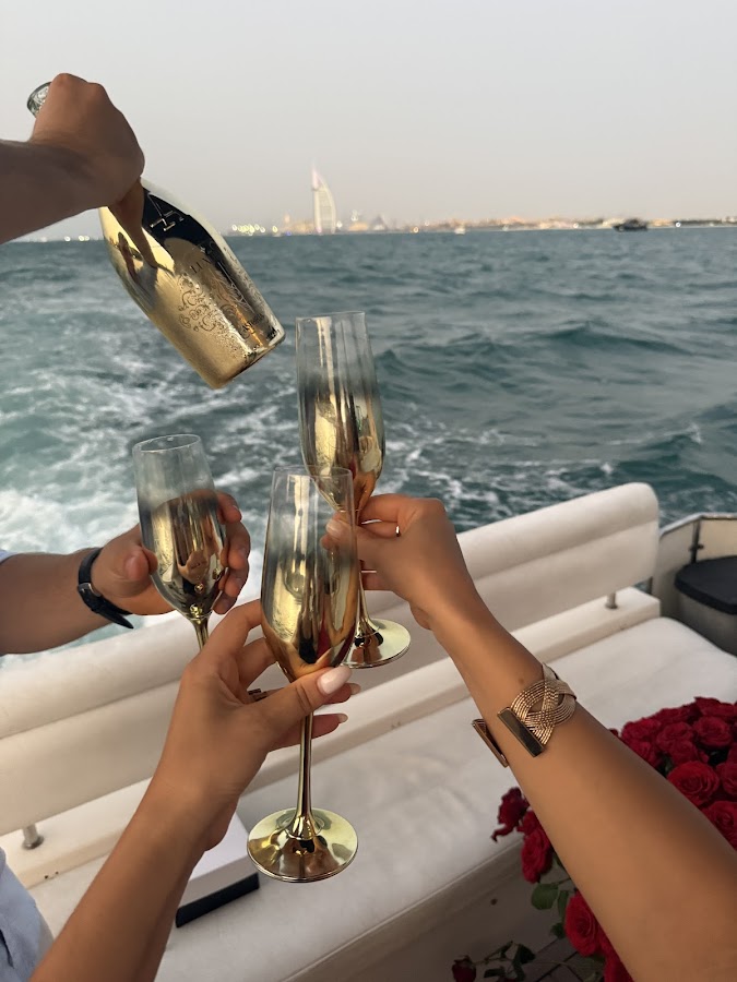MNH Yachts & Boats Charter LLC