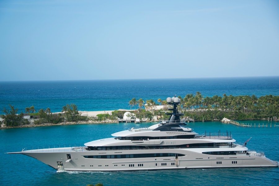 BRD Yachts | Boat Rental Dubai Marina | Dubai Yacht Tour