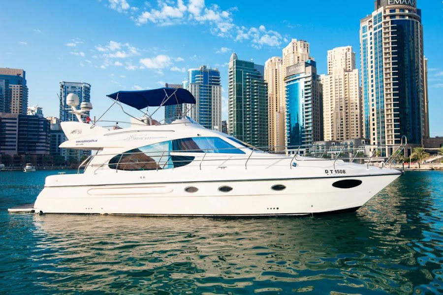 Dubai Yacht Party