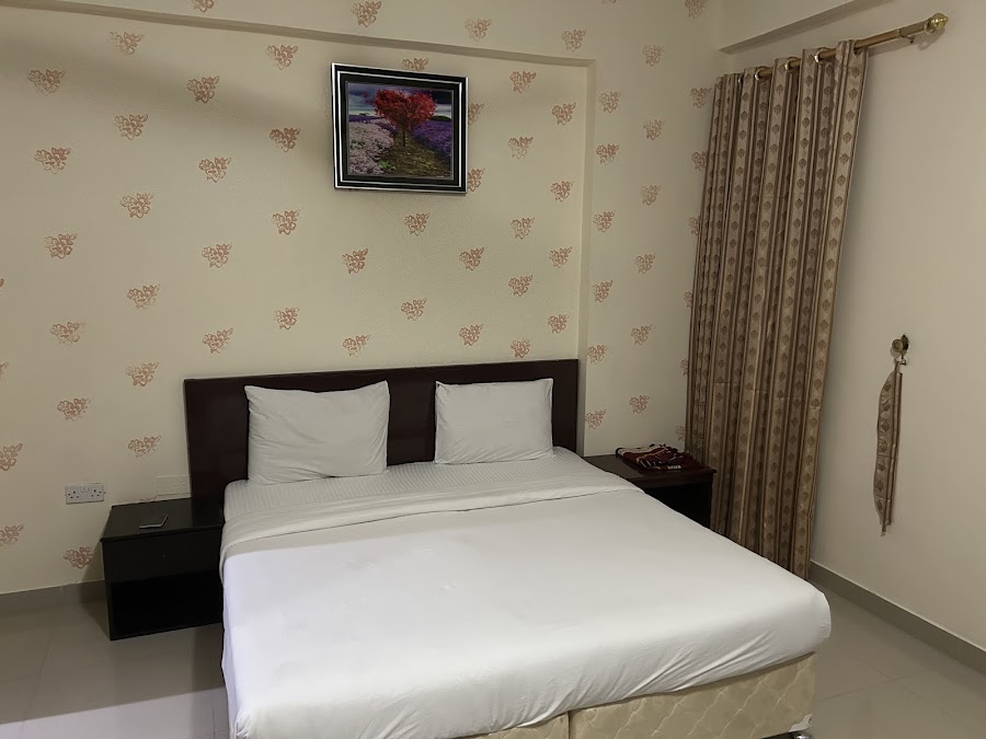 Savoy Inn Grand Hotel Apartments
