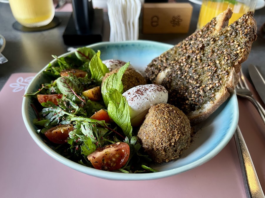 Sorrel at Pleo — photo 2