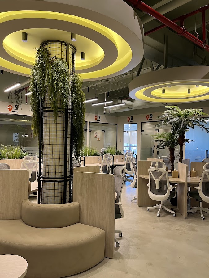 Chair Location Coworking Space - تشير لوكيشن مساحة عمل مشتركة جدة — photo 2