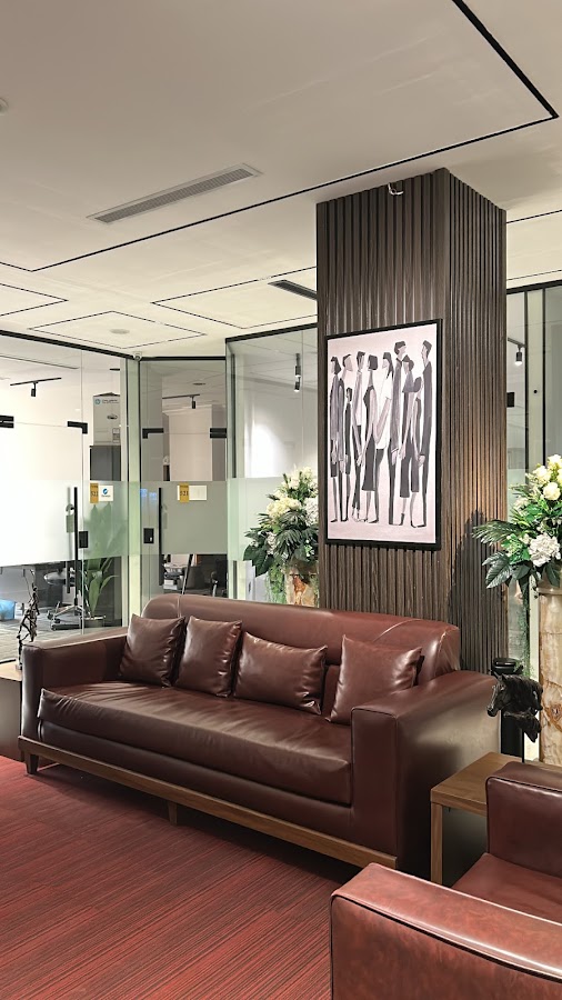 Oval Offices | مكاتب اوڤل