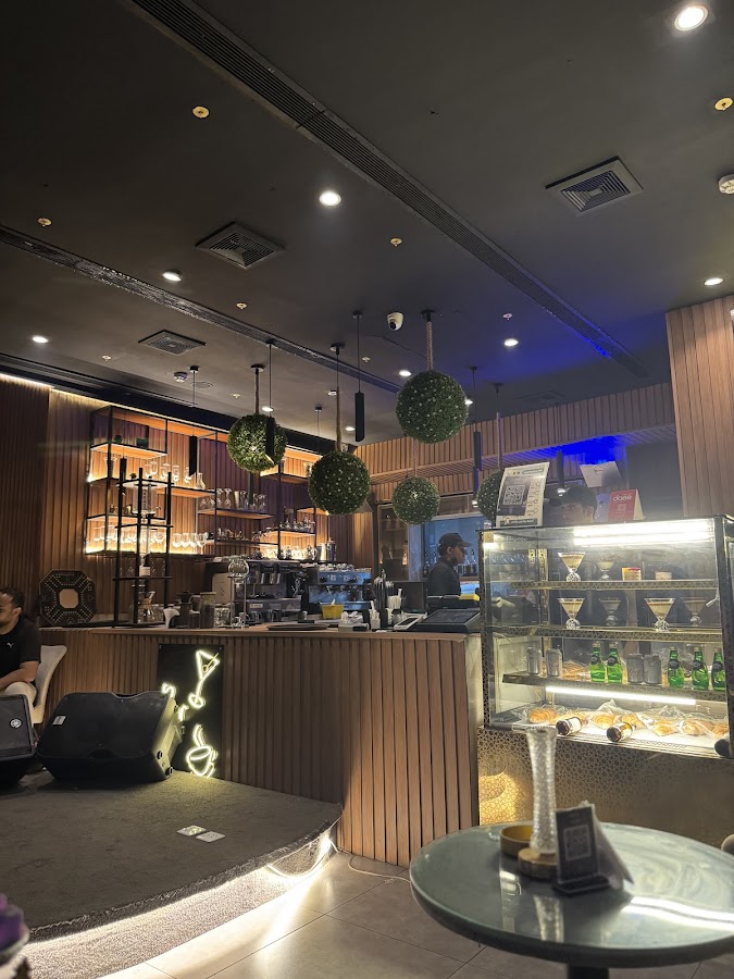 Lasera Lounge — photo 4