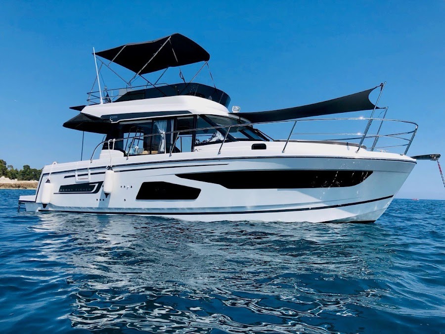 Yacht Dopamine | يخت دوبامين — photo 3