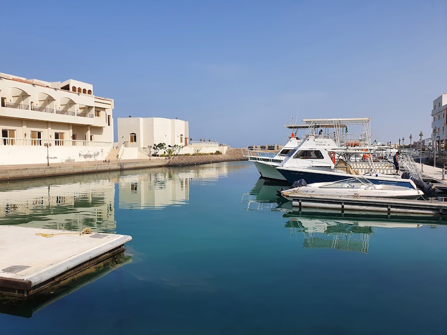 مرسى الأحلام مدينة البحيرات — photo 2