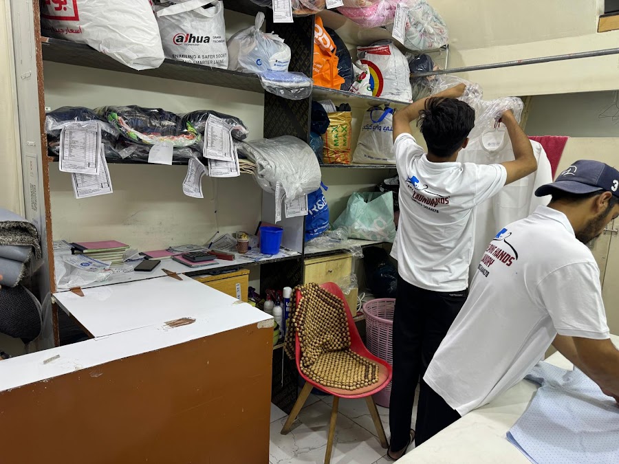 Helping hands Laundry — photo 2