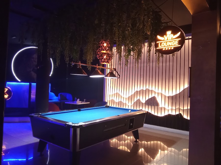 Q Lounge — photo 2