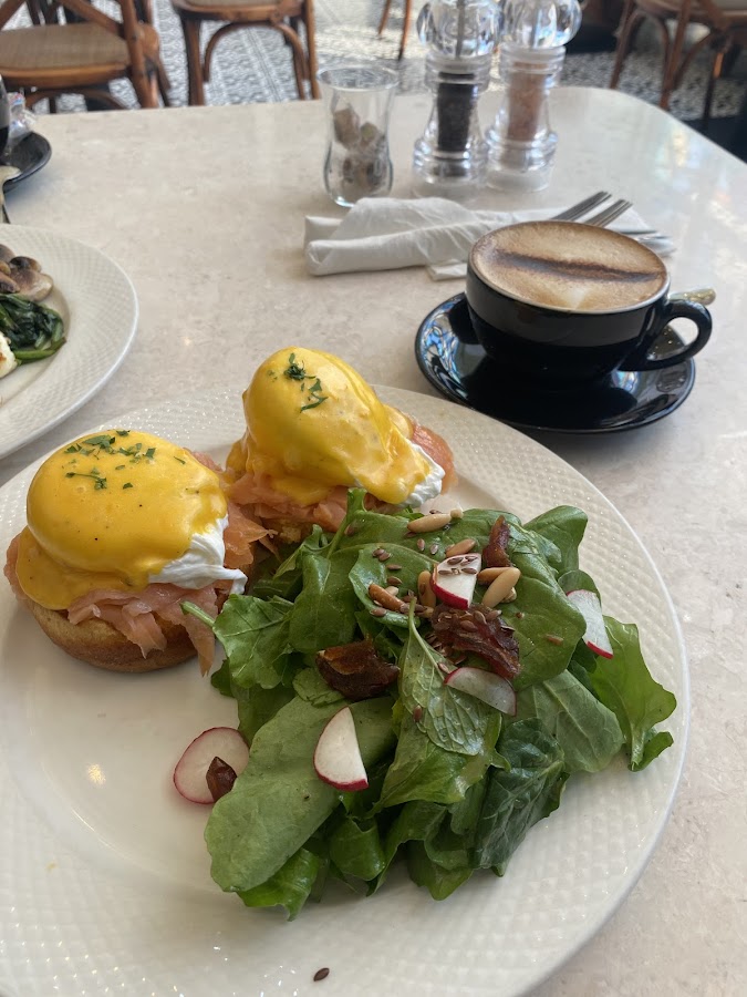 Mani's Cafe Qurum — photo 5
