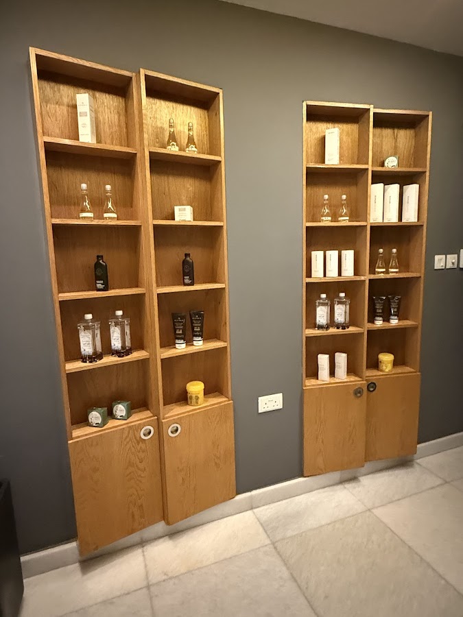 صالون وسبا باكيارد - فرع الخوض The Backyard Gents Spa — photo 4