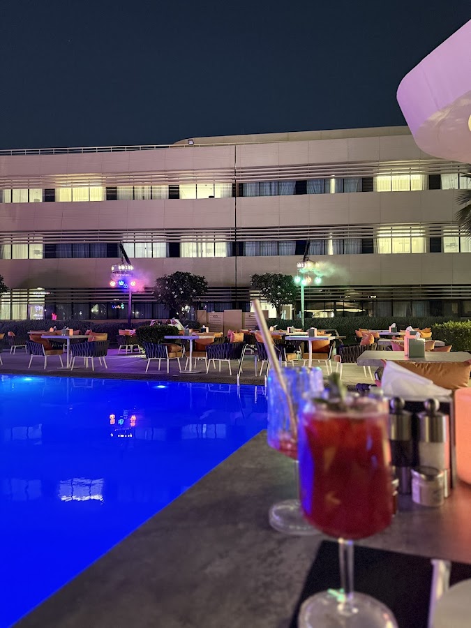10:10 Lounge — photo 4