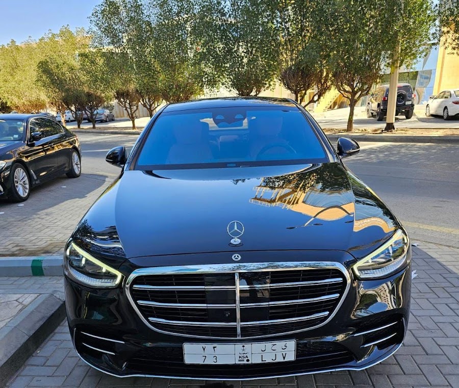 Wellcare Limousines- Car with Driver in Saudi Arabia — photo 5
