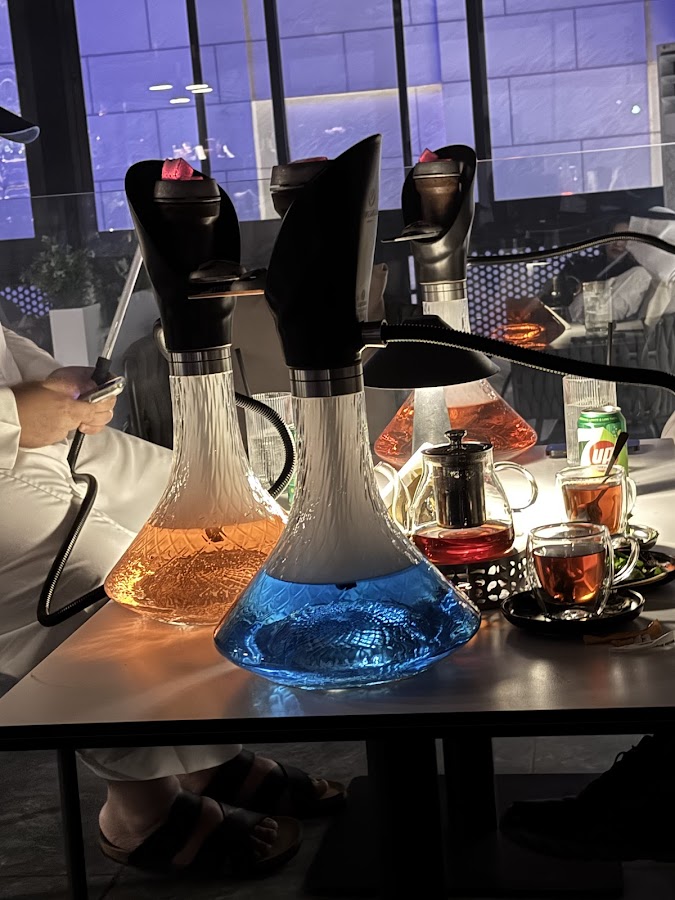 V Lounge - ڤي لاونج — photo 5