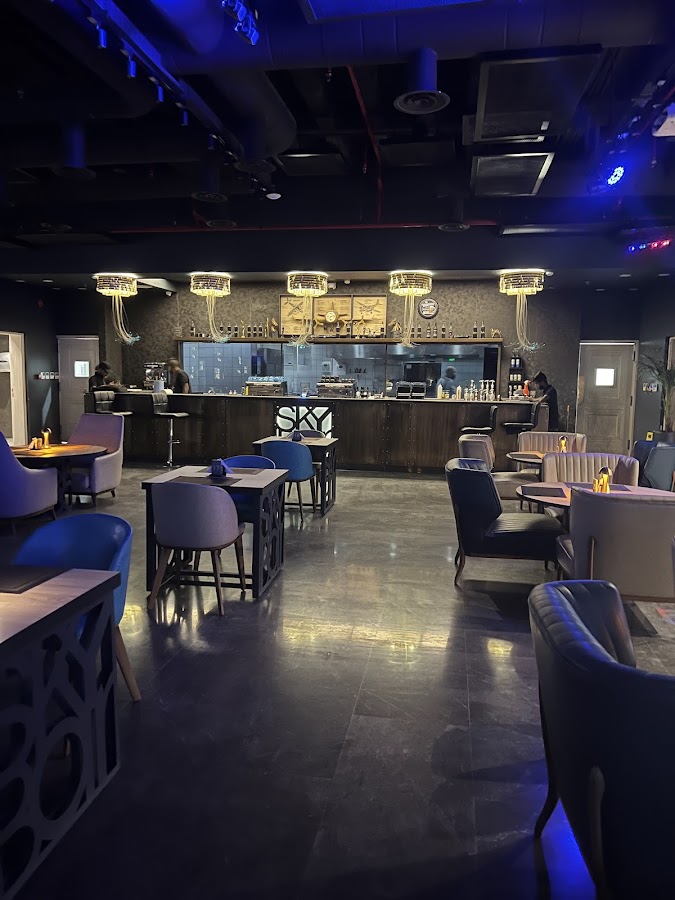 Sky Bar Cafe Lounge — photo 3