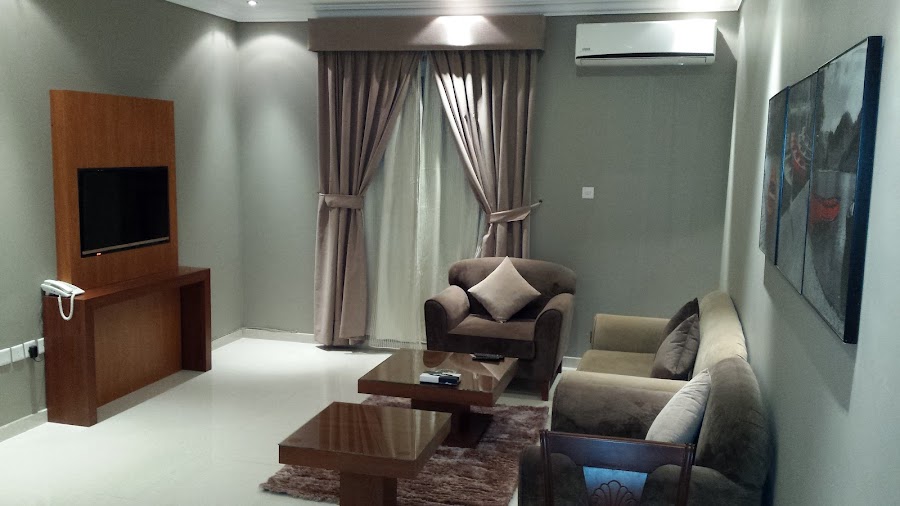 Ashbona Suites